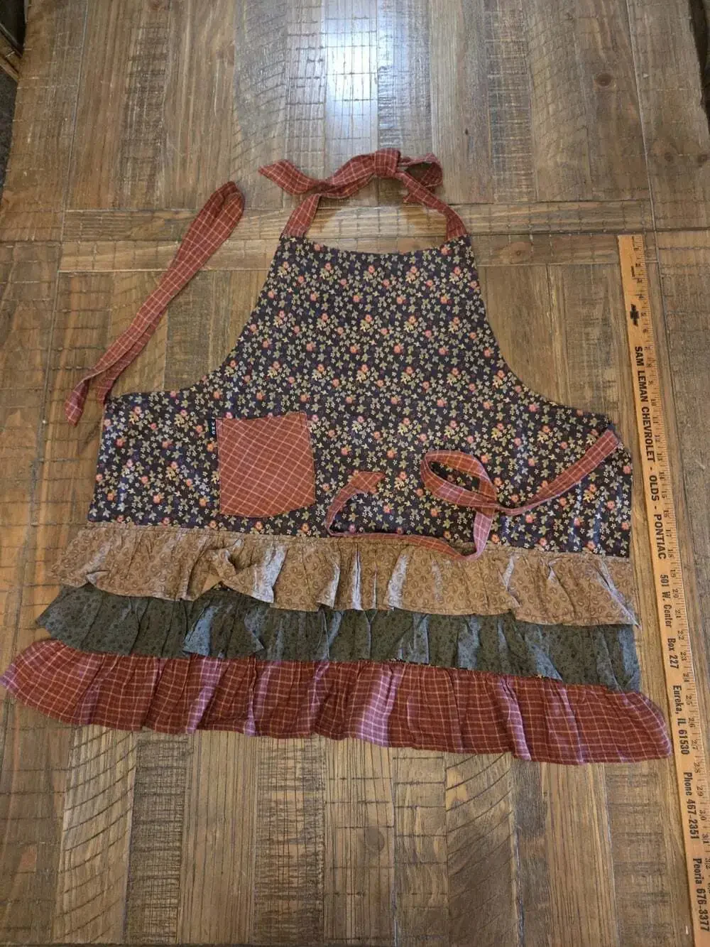 Nancy's Nook apron by Victorian Heart Company